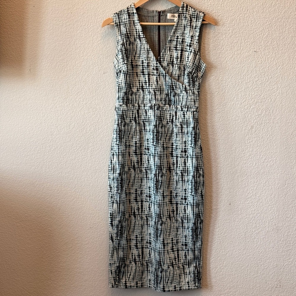 Diane von Furstenberg Anissa Jacquard Sheath Dress Womens 4 Blue Black Midi